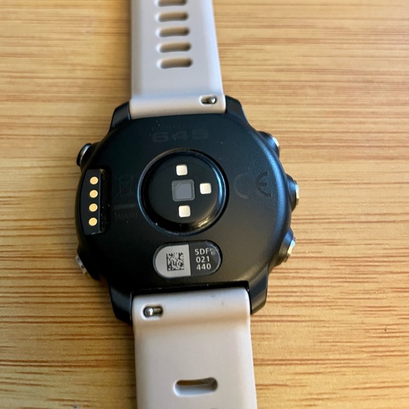 Garmin Forerunner 645 - Picture 8 of 9